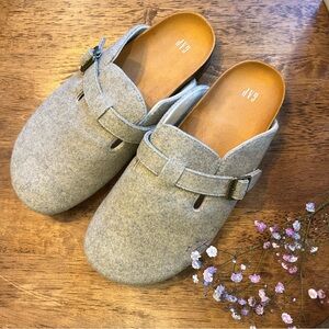 GAP Light Gray Slip-On Mules